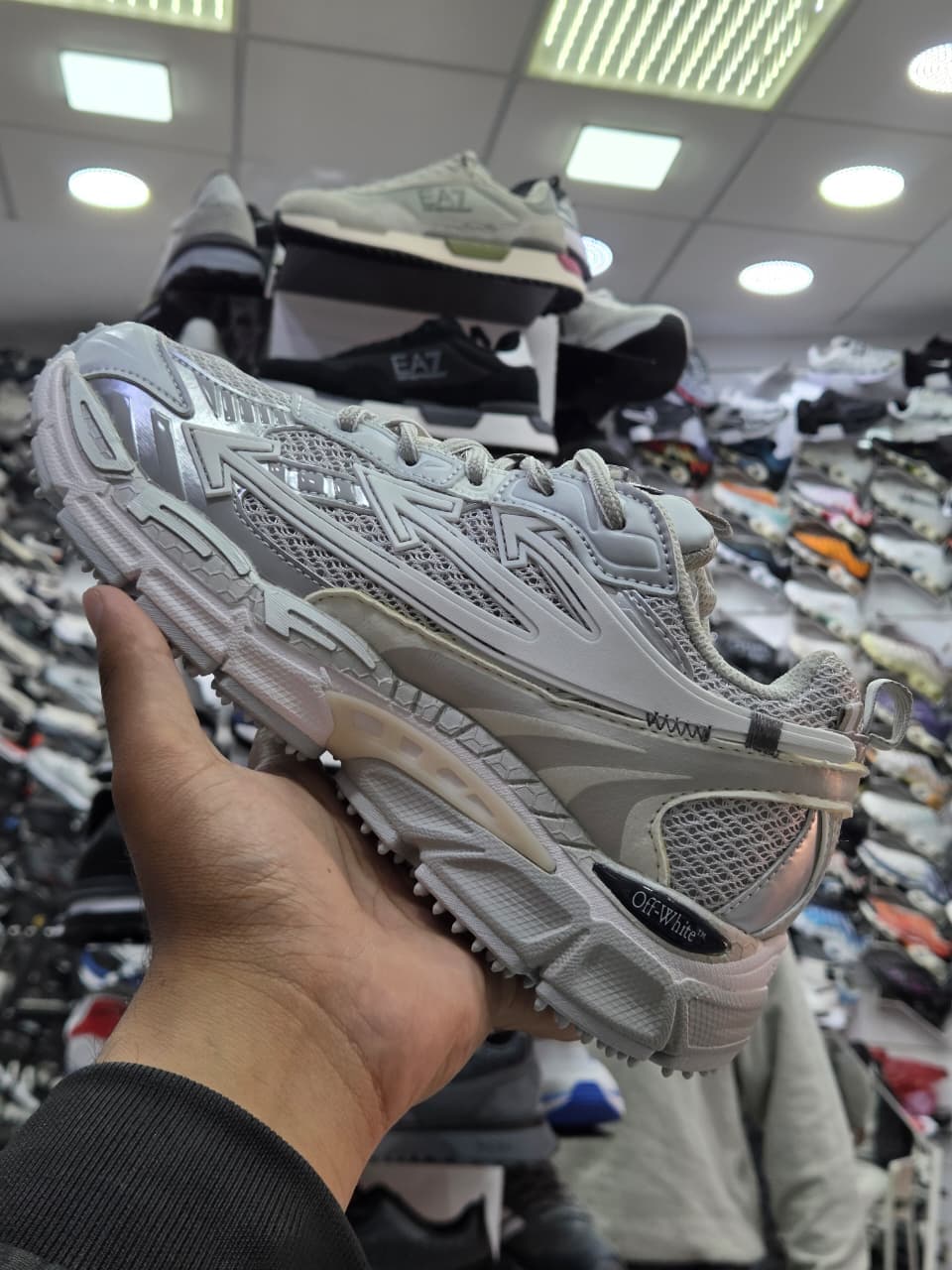 Off-White Sneaker Gris
