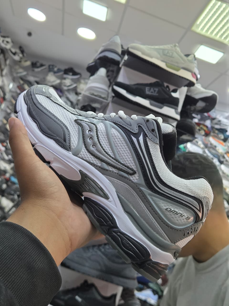 Saucony Omni 9 Blanc/Gris